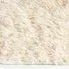 Biały Dywanik Łazienkowy Długowłosy Antypoślizgowy 40x60 cm